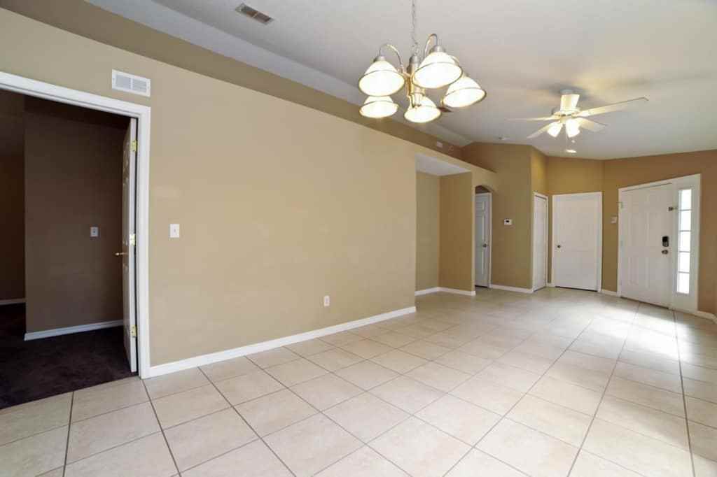 5915 Sand Key Ln - Photo 2 of 19