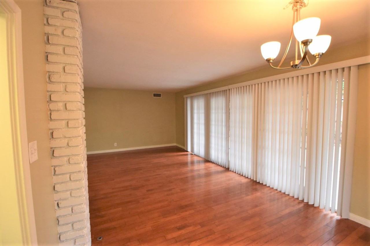 16127 Liggett St - Photo 3 of 22