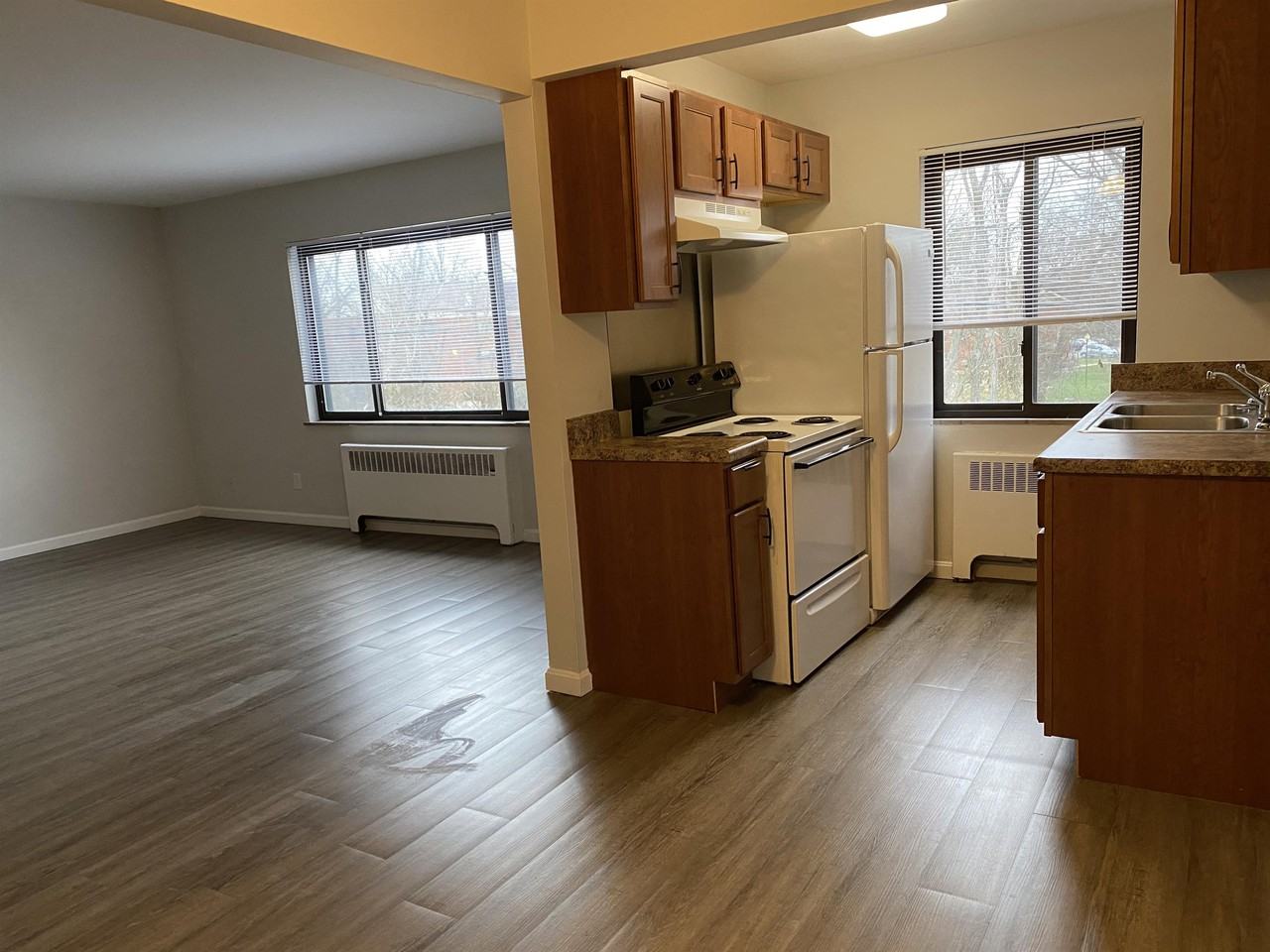 1141 Cedar Ridge Ln #1141A - Photo 3 of 17