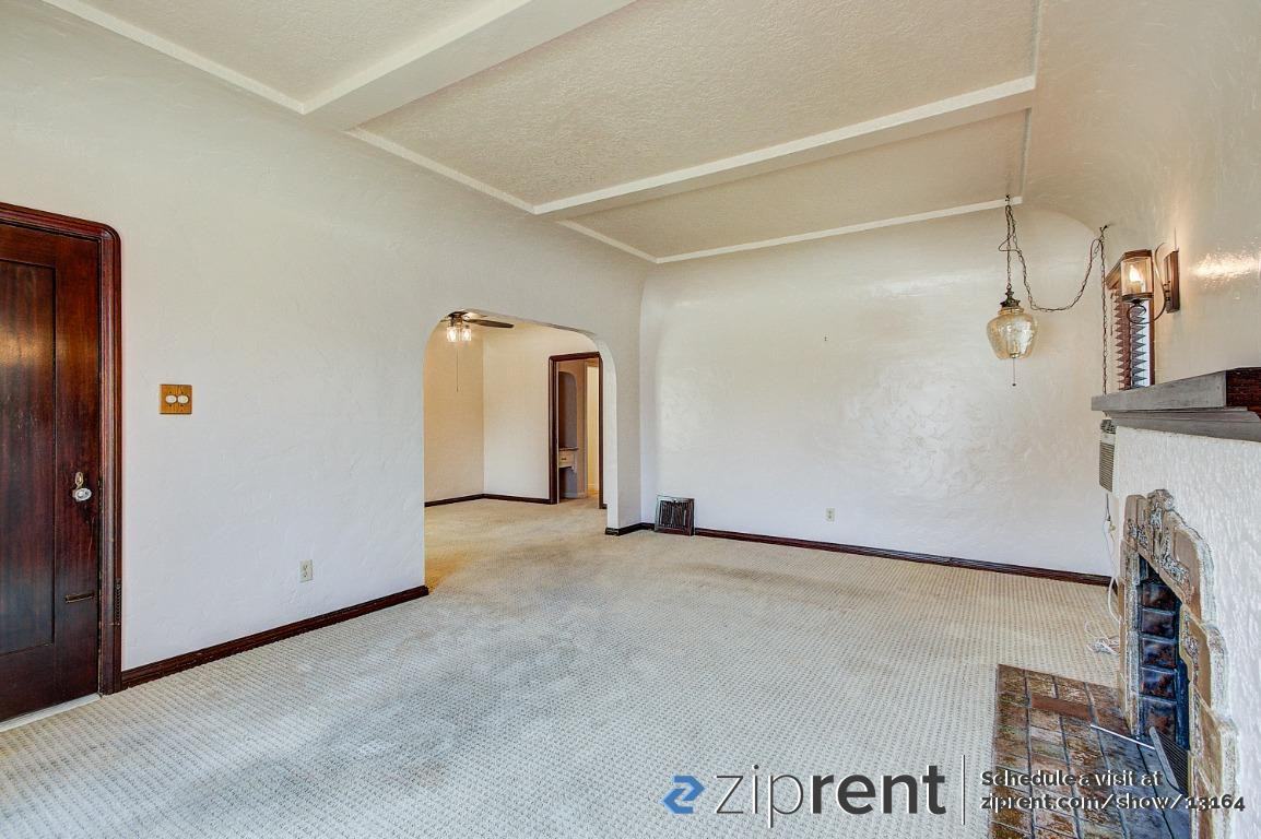 6727 Arbutus Ave - Photo 3 of 20