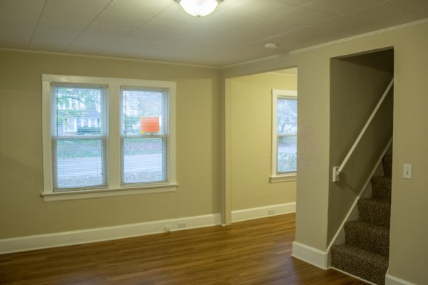 194 E 315th St - Photo 2 of 13