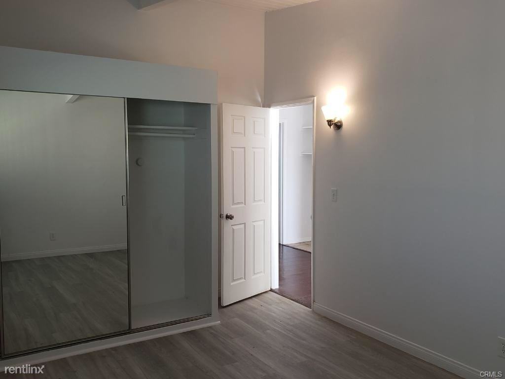 3212 W 147th St #B - Photo 2 of 7