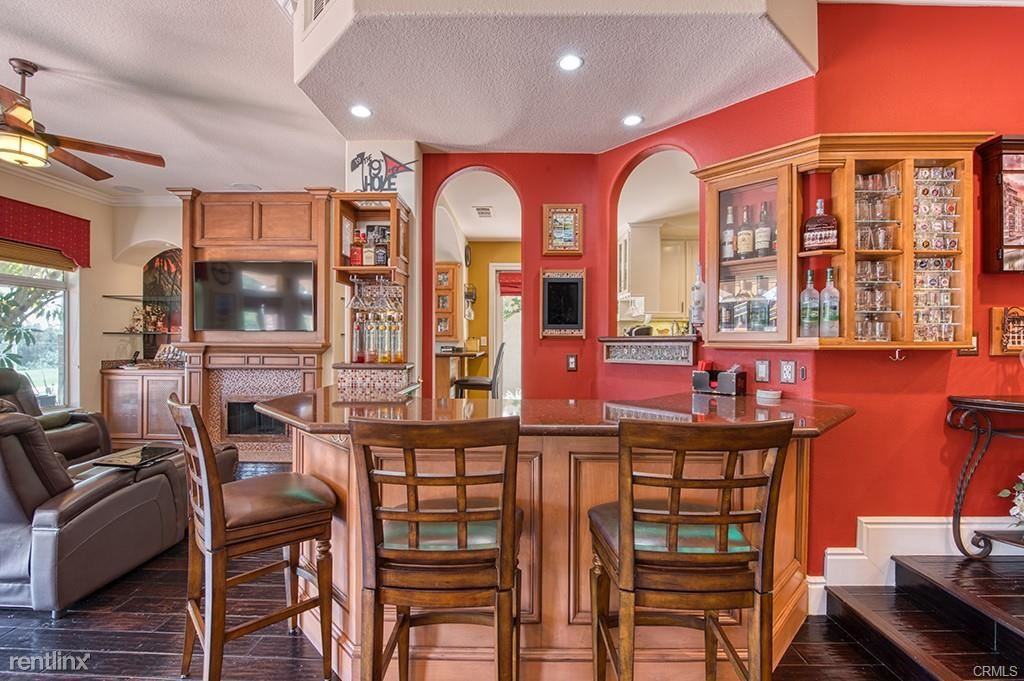 32 Via Barcaza - Photo 2 of 10