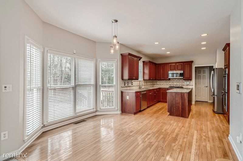 5000 Jonquilla Dr - Photo 2 of 15