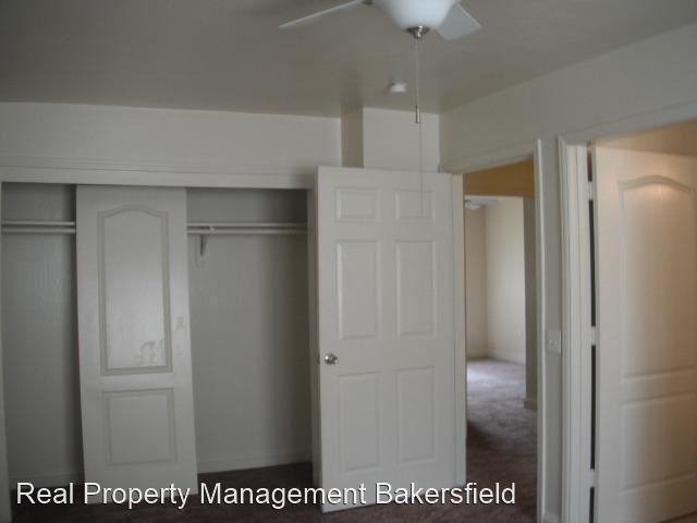 1228 Pearl St. - Photo 3 of 8