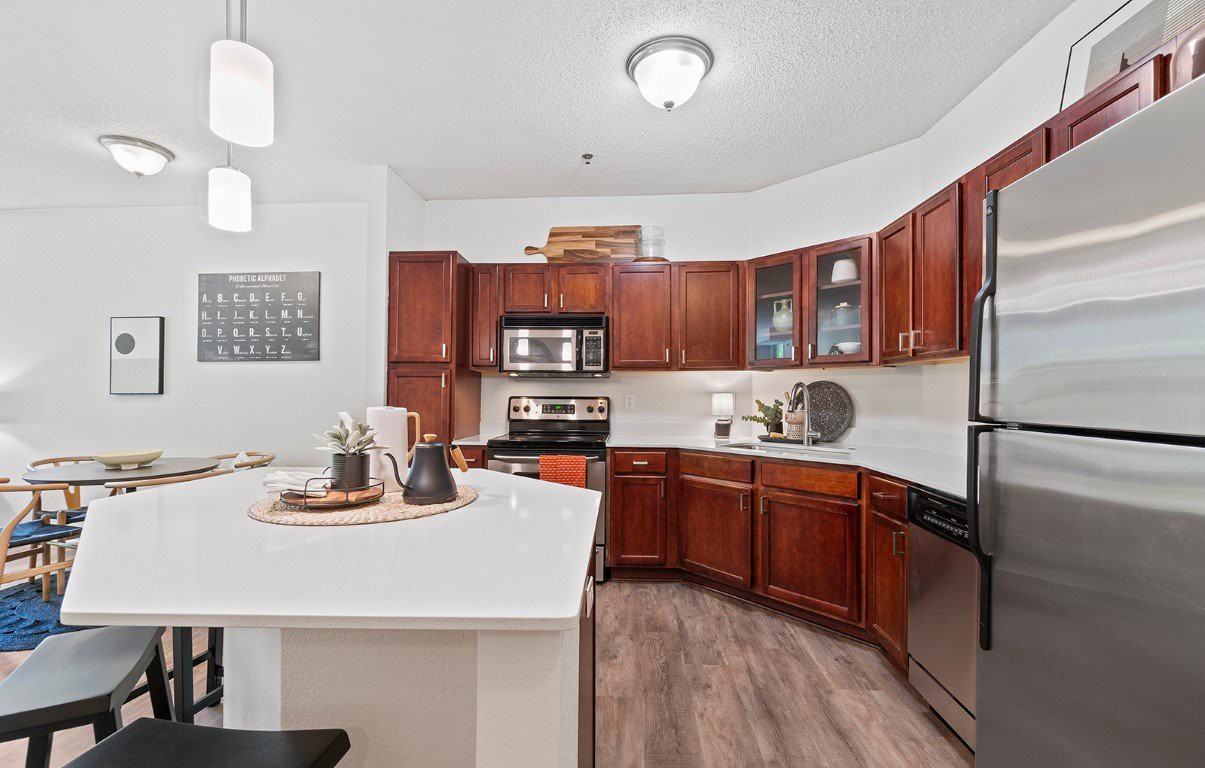 808 Berry Place - Photo 2 of 50