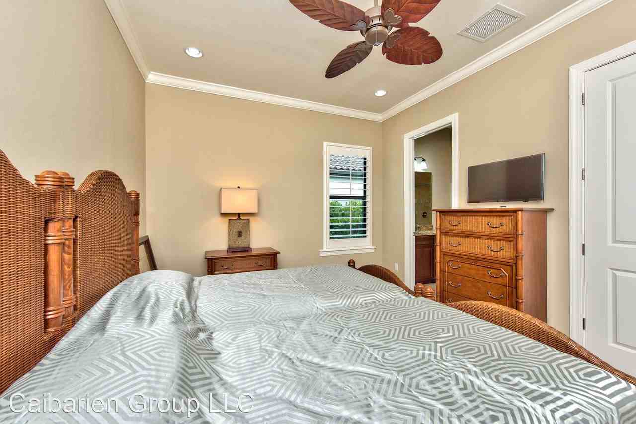 9235 Rialto Ln - Photo 3 of 39