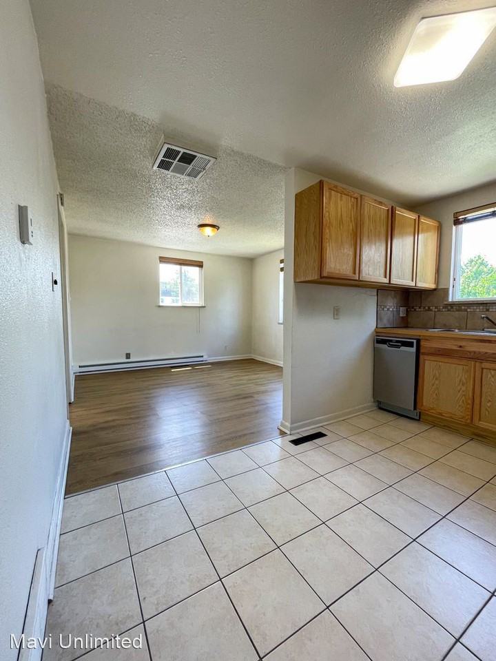 3968 Utica St - Photo 2 of 10