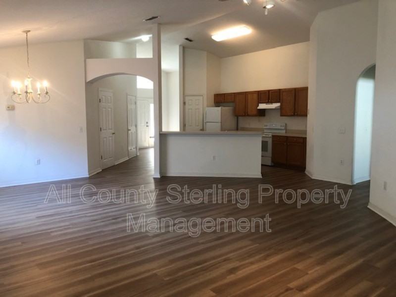 3028 Rob Way - Photo 3 of 11