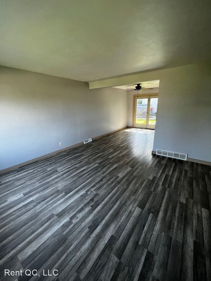 6417-6419 Western Avenue - Photo 2 of 9
