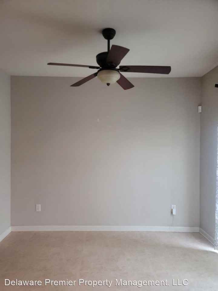 1016 Sherbourne Rd - Photo 3 of 10