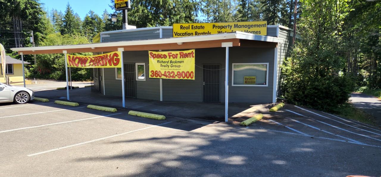 22090 N Us Highwayunit C #C - Photo 2 of 17