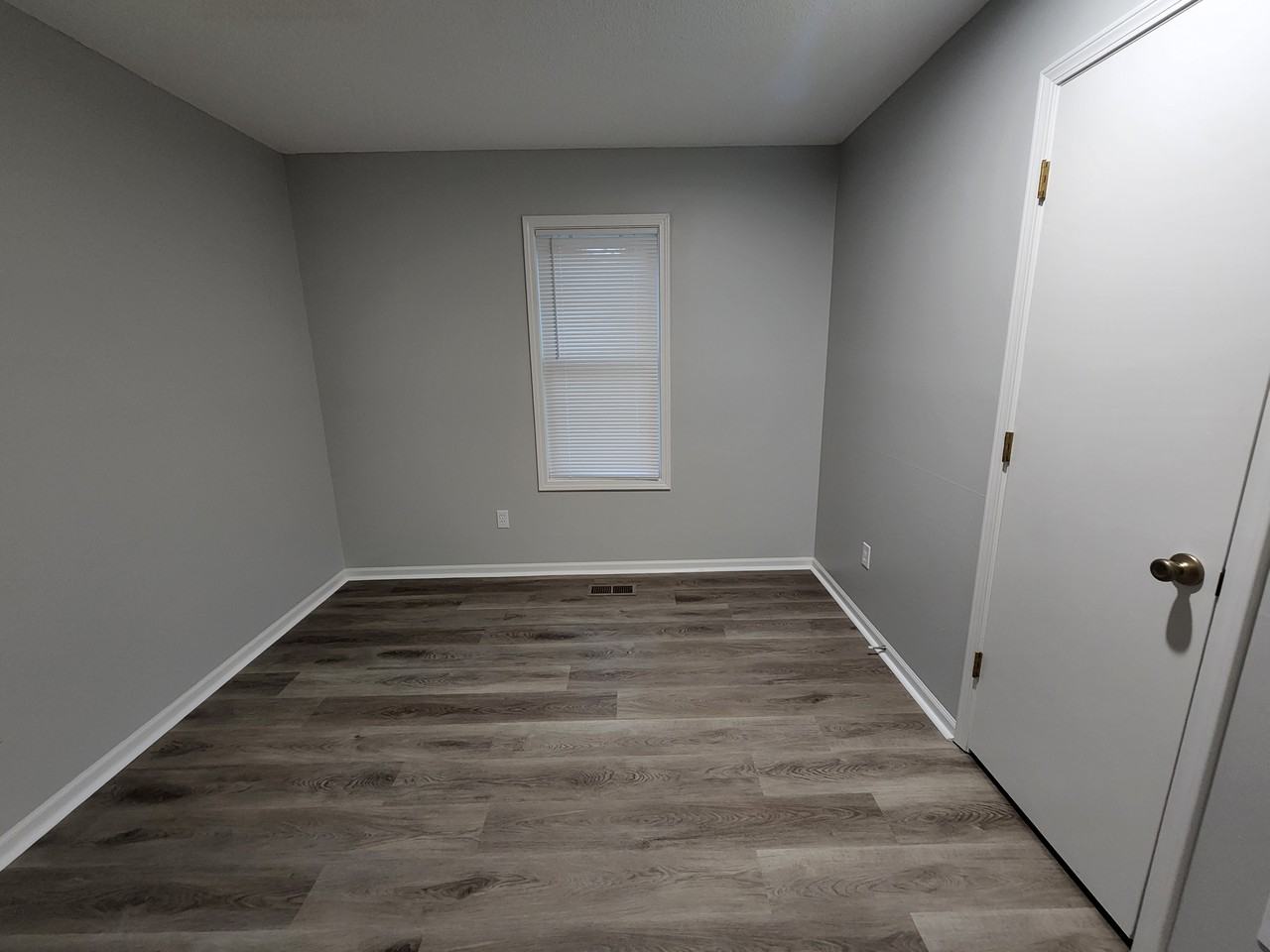 2014 Ne Concord St - Photo 2 of 3