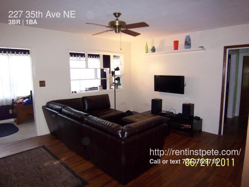 227 35th Ave NE - Photo 2 of 14