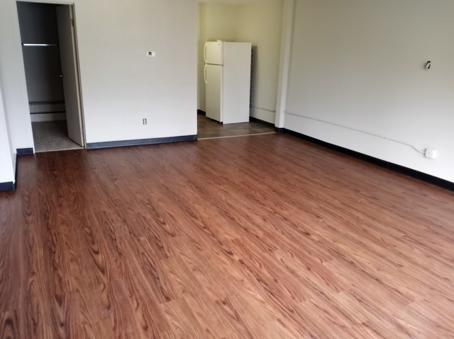 Harper Apartments - Photo 5 of 6