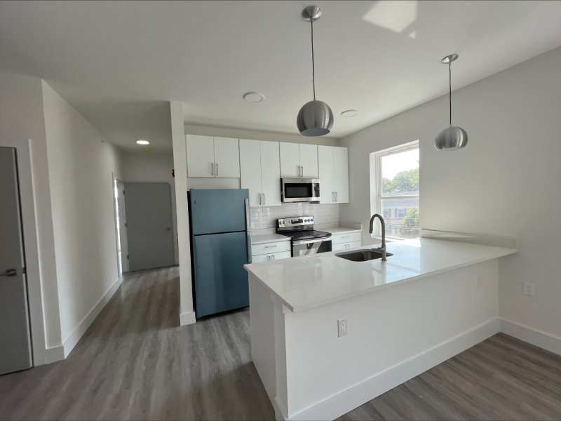 1127 Stuyvesant Avenue #204 - Photo 5 of 9