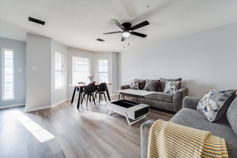 23311 Richards Rd #11A - Photo 3 of 17