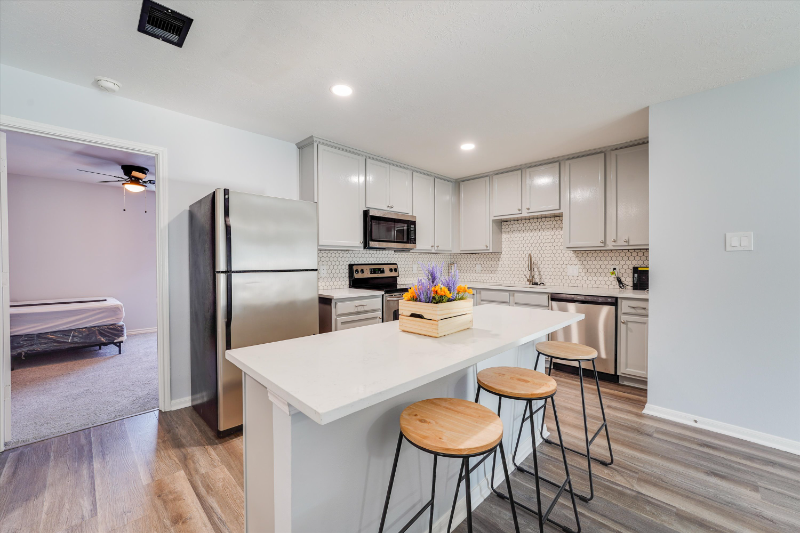 23311 Richards Rd #11A - Photo 5 of 17