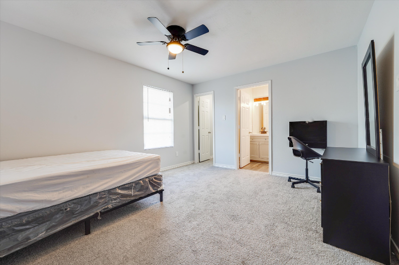 23311 Richards Rd #11A - Photo 7 of 17