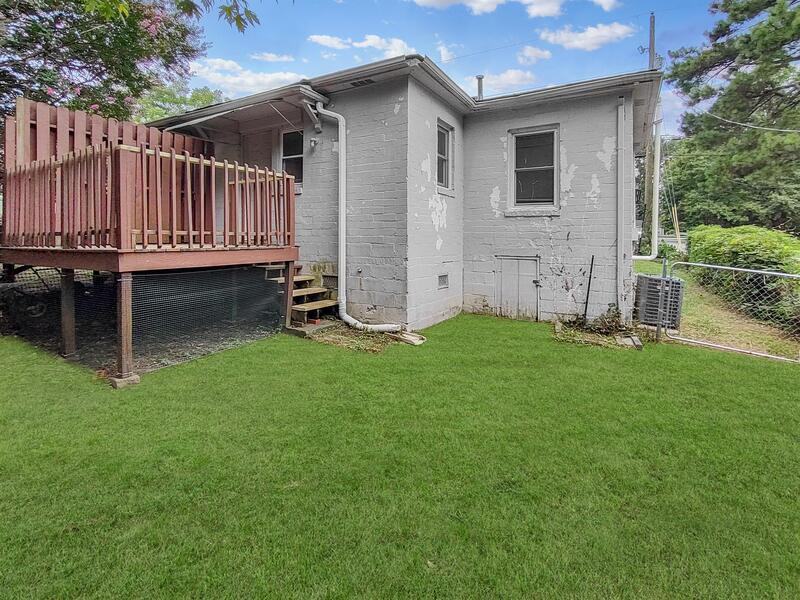 261 Victory Dr Se - Photo 3 of 18