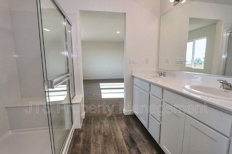 716 Franklin St - Photo 6 of 50