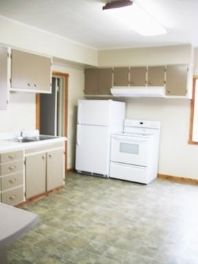 2473 Smith Creek Rd - Photo 2 of 7