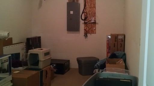 104 Lakeview Ct - Photo 3 of 9