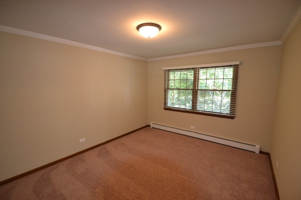 248 Florence Rd - Photo 3 of 10