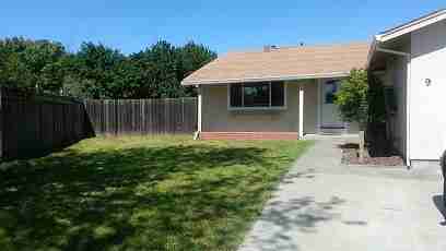 9 Corbin Dr - Photo 2 of 9