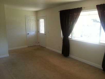 9 Corbin Dr - Photo 3 of 9