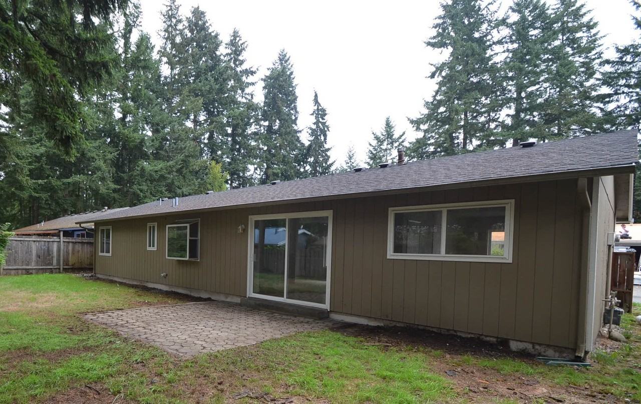 19662 SE 259th St - Photo 2 of 14