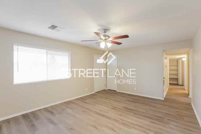 832 E Erie St - Photo 3 of 15