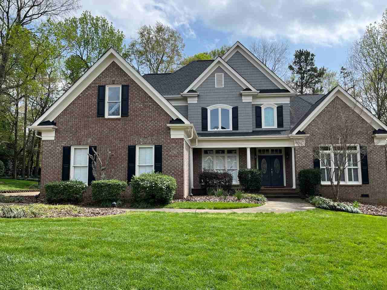 9219 Whispering Wind Dr - Photo 2 of 14