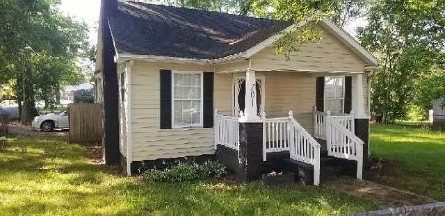 201 Oregon St - Photo 2 of 9