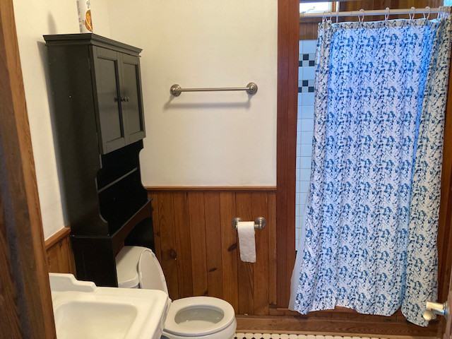 304 Laurel St #400 - Photo 3 of 4