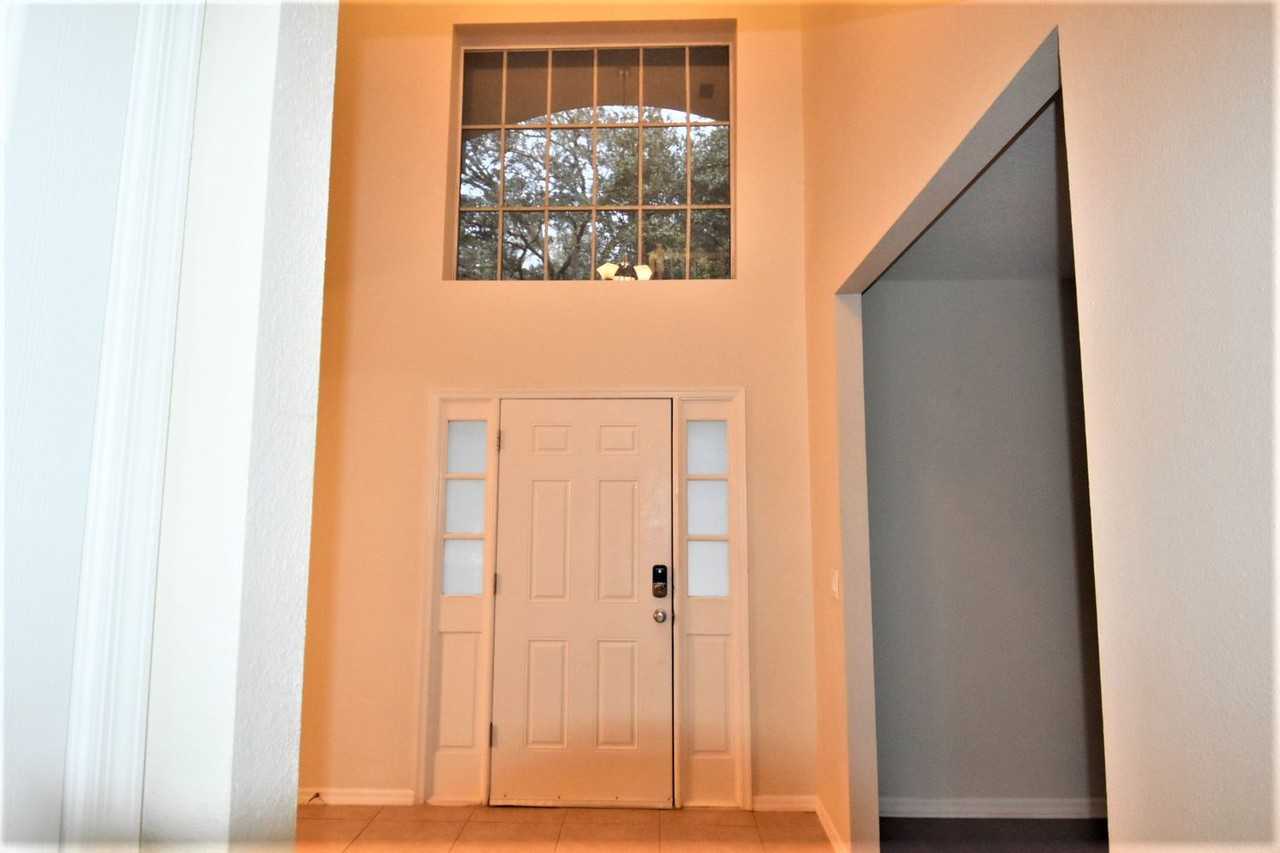 9617 Norchester Cir - Photo 3 of 14