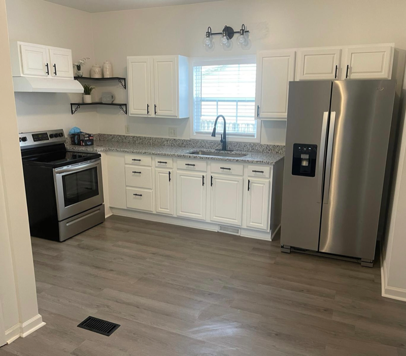 1012 Elm St - Photo 4 of 11