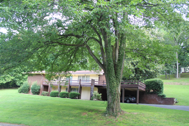 103 Terrace Ct - Photo 2 of 30