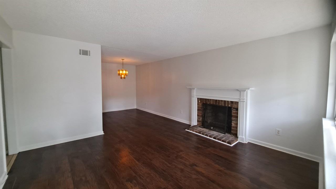 8505 Lyn Ave #1 - Photo 2 of 18