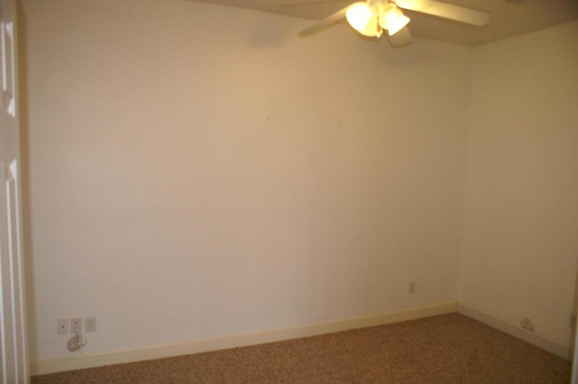 4100 S Vineyard Ave #1 - Photo 6 of 8