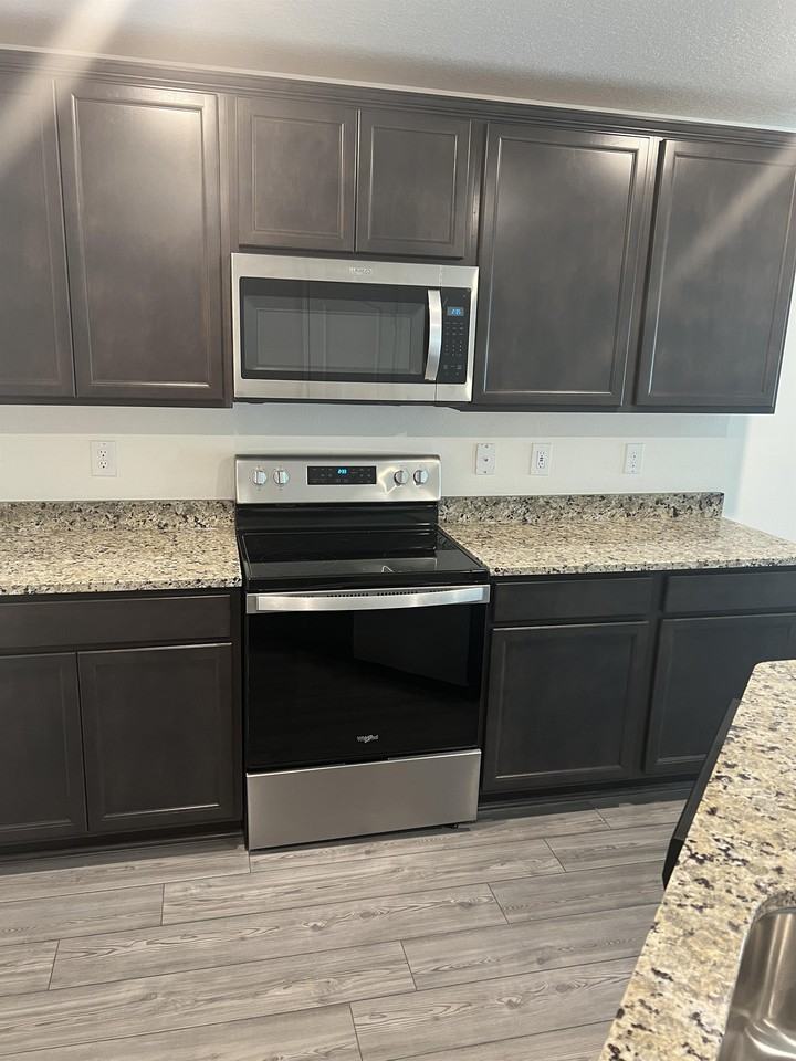 7226 Reunion Ct #1 - Photo 5 of 7