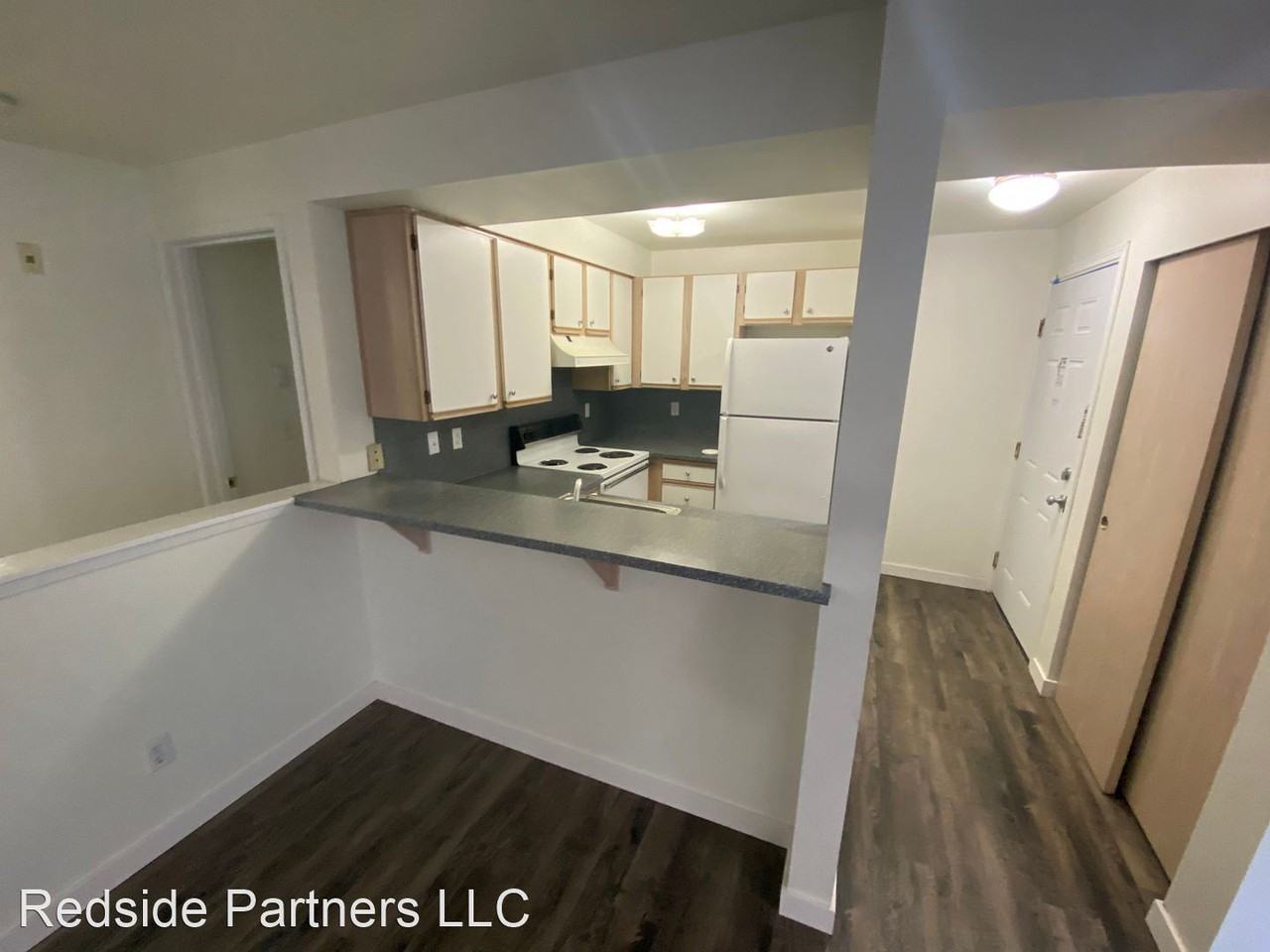4229 11th Ave NE - Photo 2 of 9