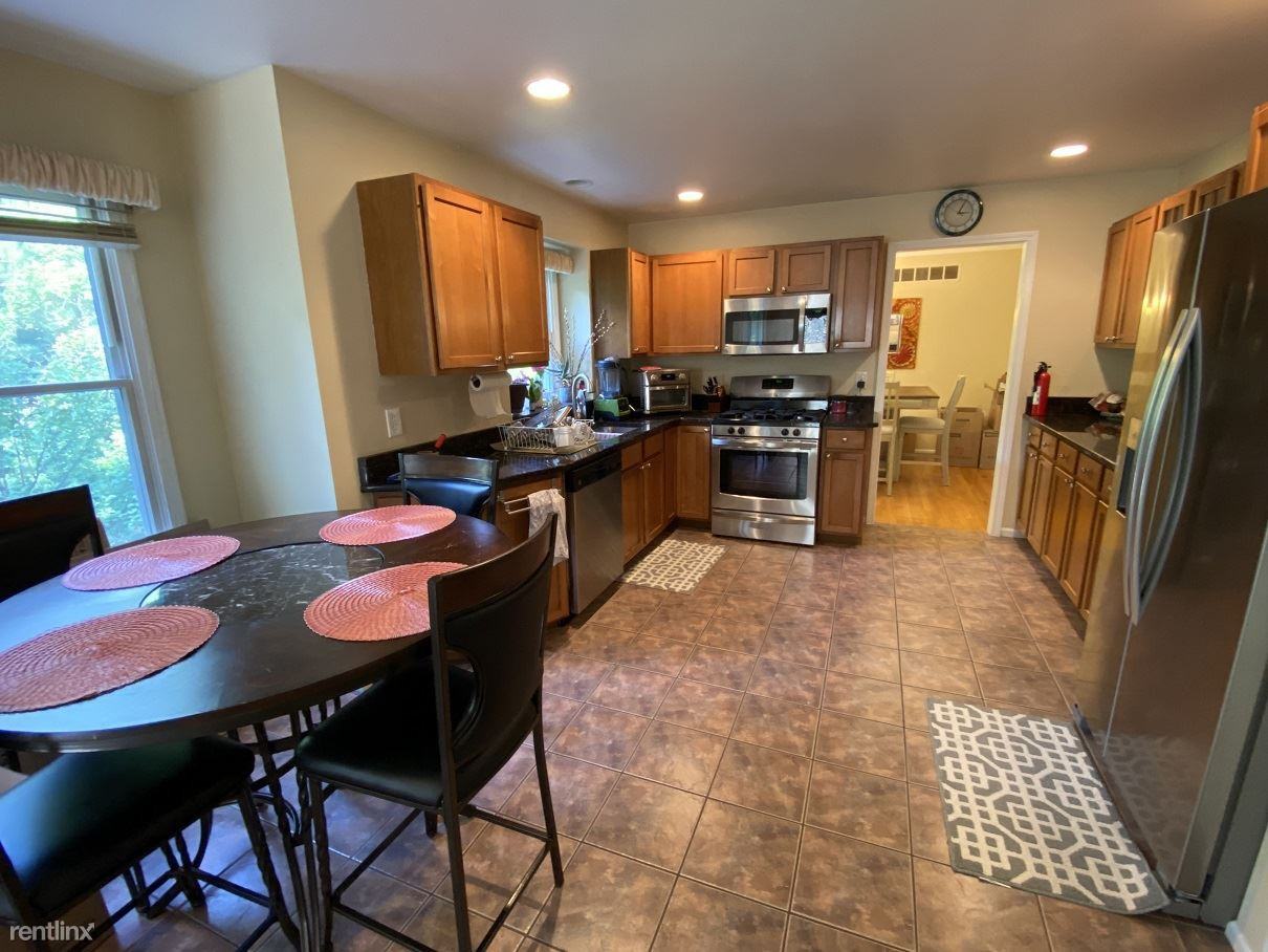 2860 Ember Way - Photo 2 of 26