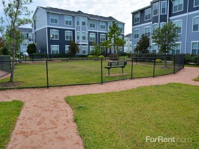 Estates at Willowbrook - Photo 3 of 24