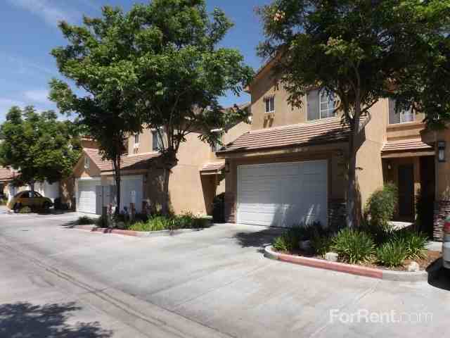 Willowcreek Meadows Townhomes - Photo 3 of 37