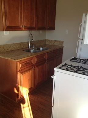 4923 Auburn Dr - Photo 2 of 9