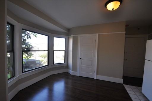 715 2nd Ave N #102 - Photo 3 of 6
