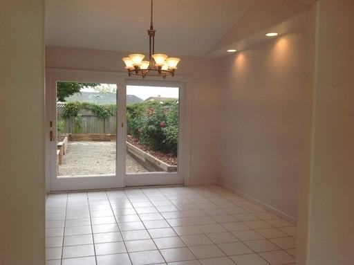 2546 Erskine Ln - Photo 2 of 10