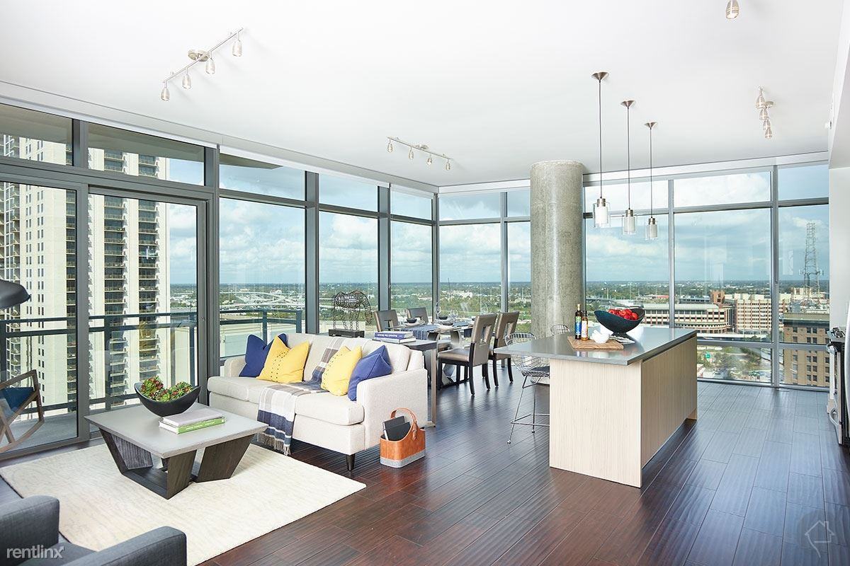 Aris Market Square - Photo 2 of 7