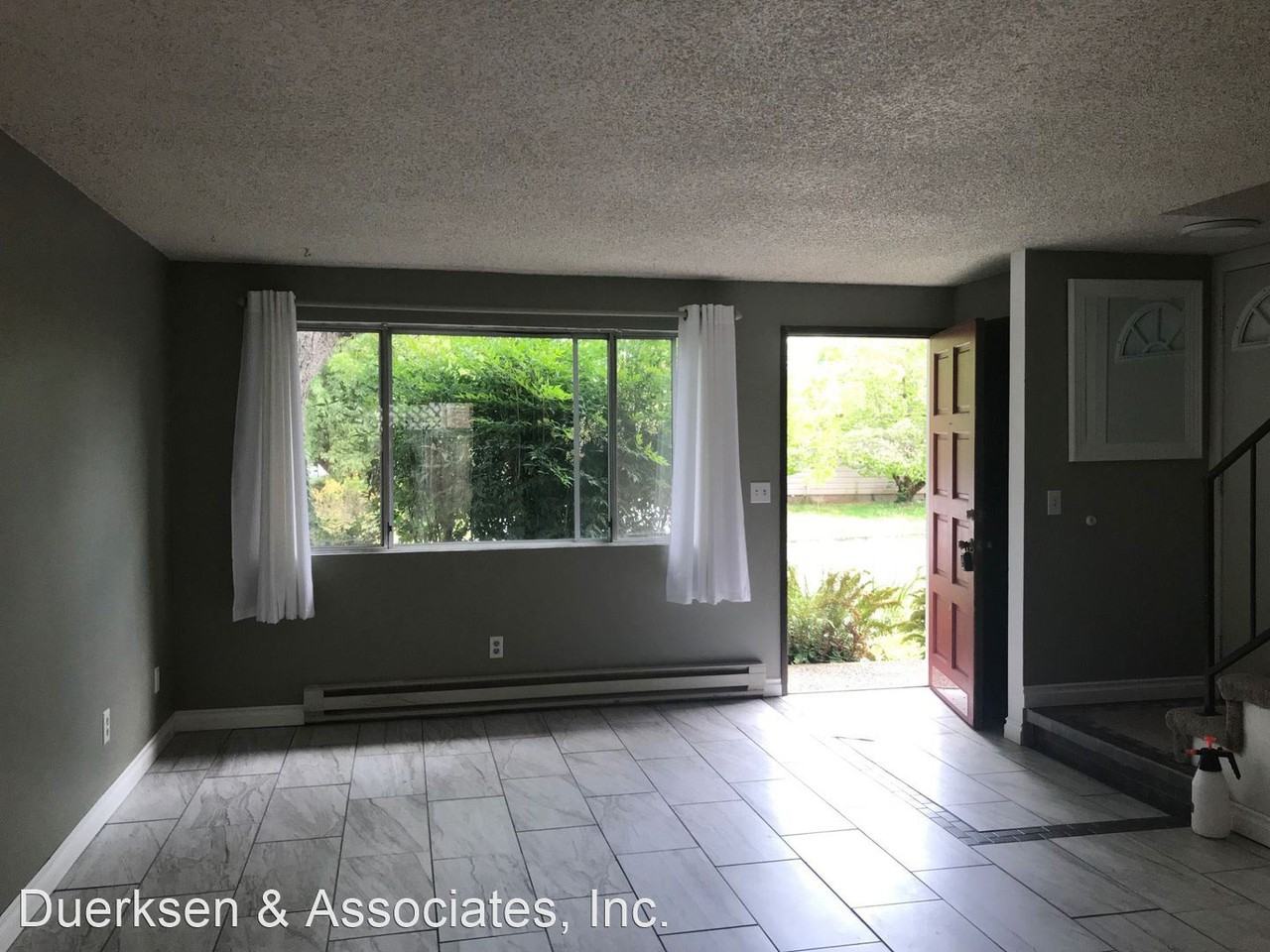644 Nw 31st St - Photo 2 of 10
